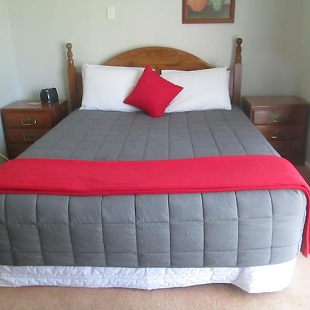 פלמרסטון נורת' Awatea Park Motel מראה חיצוני תמונה